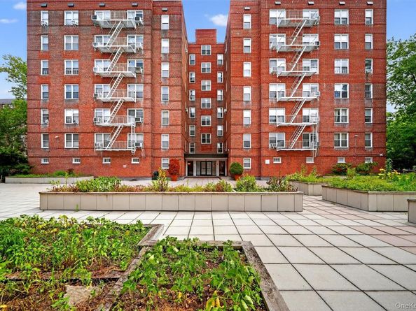 517 Riverdale Avenue 4A, Yonkers NY 10705