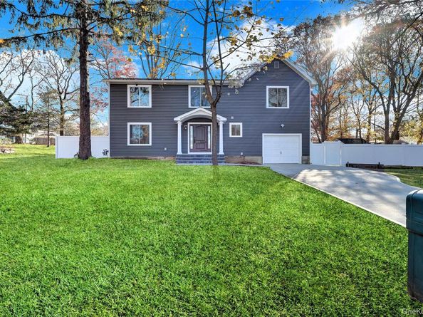 6 Renee Court, Centereach NY 11720