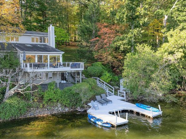 39 Knapp Road, South Salem NY 10590