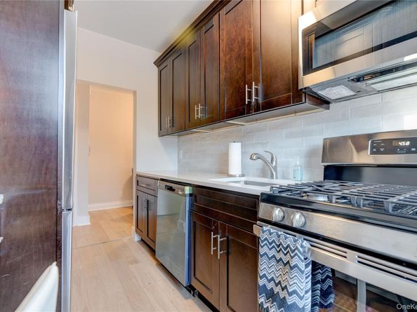 2226 76th Street C3, East Elmhurst NY 11370