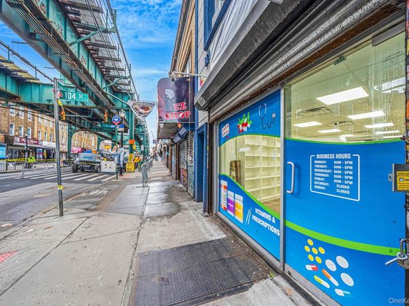 104-06 Jamaica Avenue, Richmond Hill NY 11418