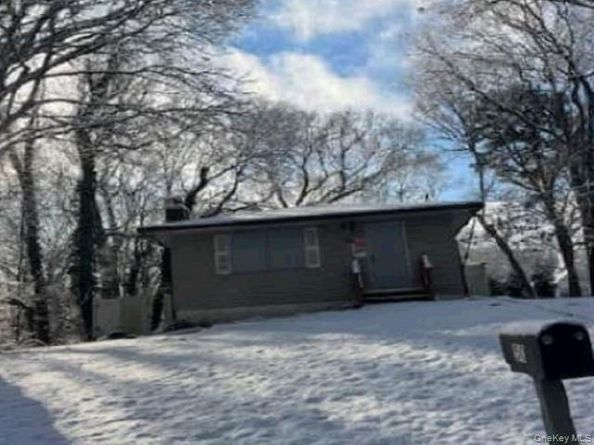 50 ASTOR Drive, Shirley NY 11967