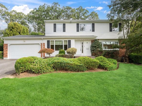 4 Newport Drive, Plainview NY 11803