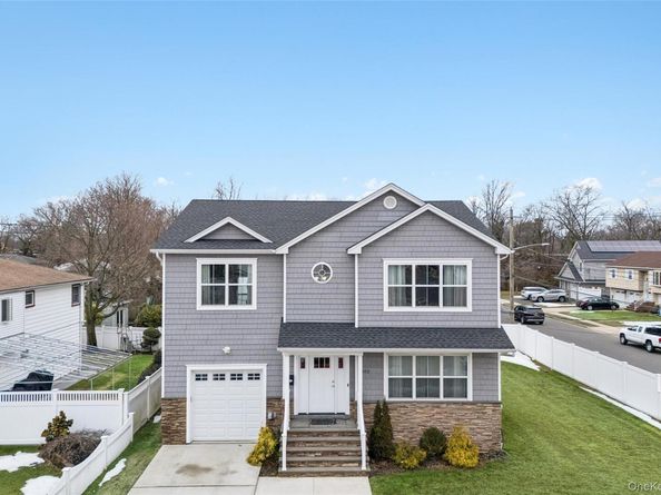 2162 Seamans Neck Road, Seaford NY 11783