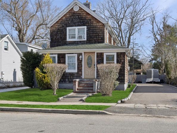 346 Maple Avenue, Riverhead NY 11901