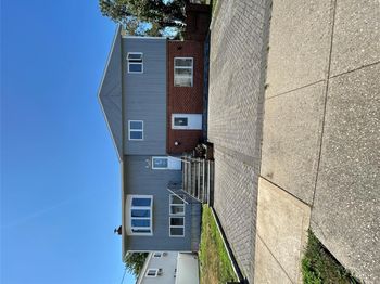 300 Branch Avenue
