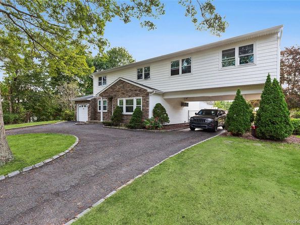 370 Blue Point Road, Farmingville NY 11738