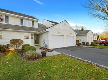 70 Strawberry Commons