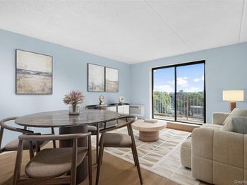 687 Bronx River Road