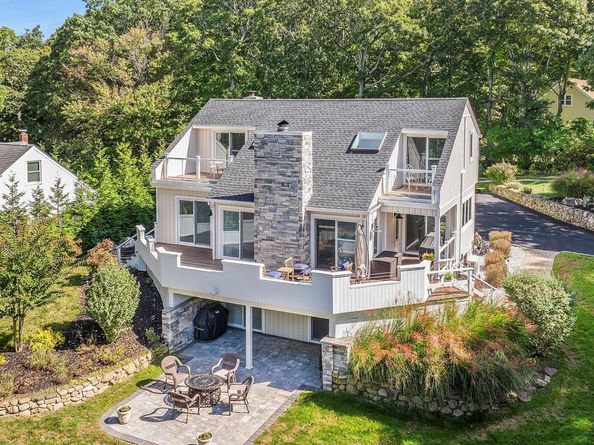 12250 Soundview Avenue, Southold NY 11971