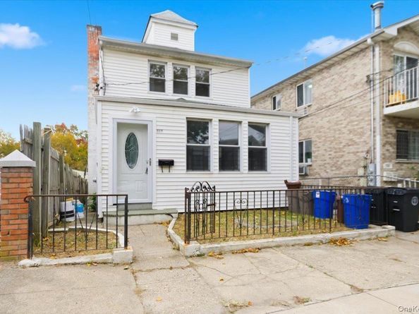 924 Hollywood Avenue, Bronx NY 10465