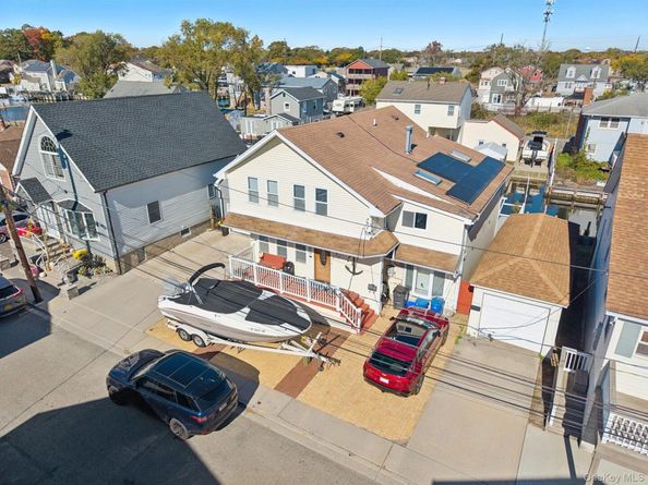 31 Arthur Street, Baldwin NY 11510