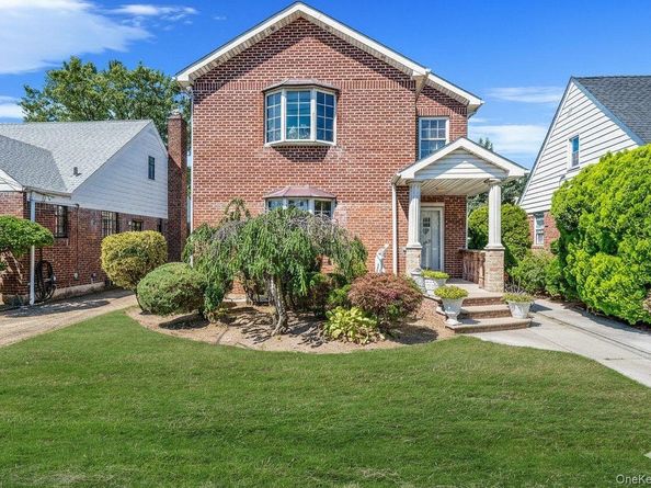 115-82 237th Street, Elmont NY 11003