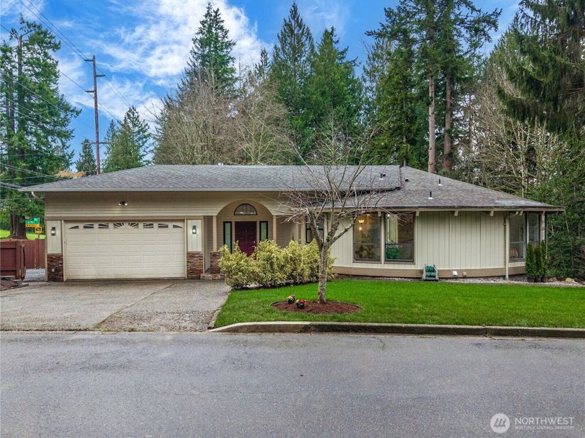 20709 NE 79th Street, Redmond WA 98053