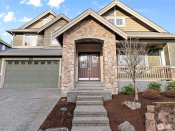 883 Summerhill Ridge Drive NW