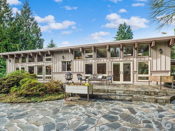 16 Cascade Key, Bellevue WA 98006