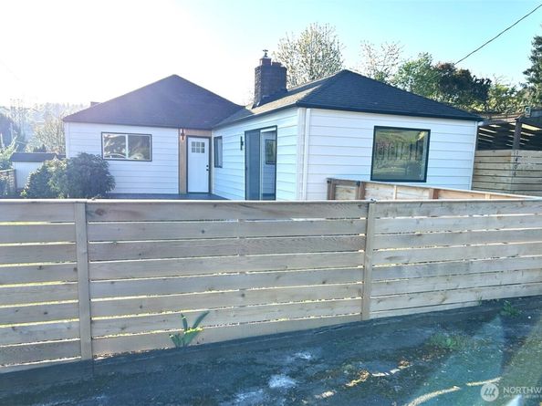 1406 Shattuck Avenue S, Renton WA 98055