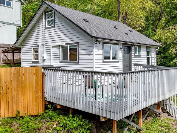 1408 Price Rd, Bremerton WA 98312