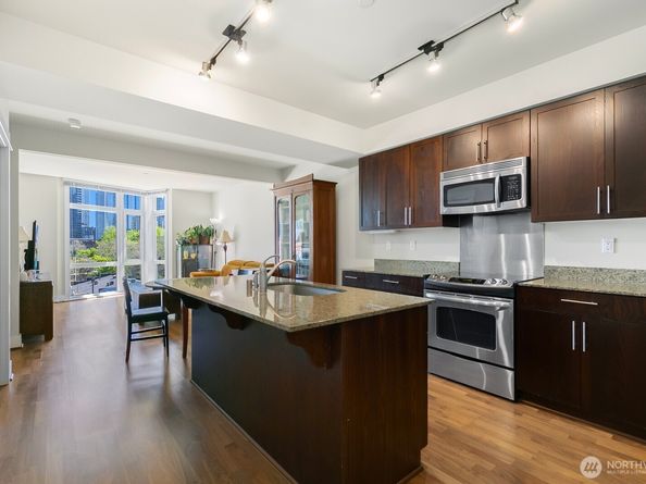 699 John Street 516, Seattle WA 98109