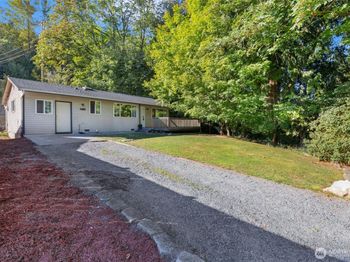 1401 Maple Avenue
