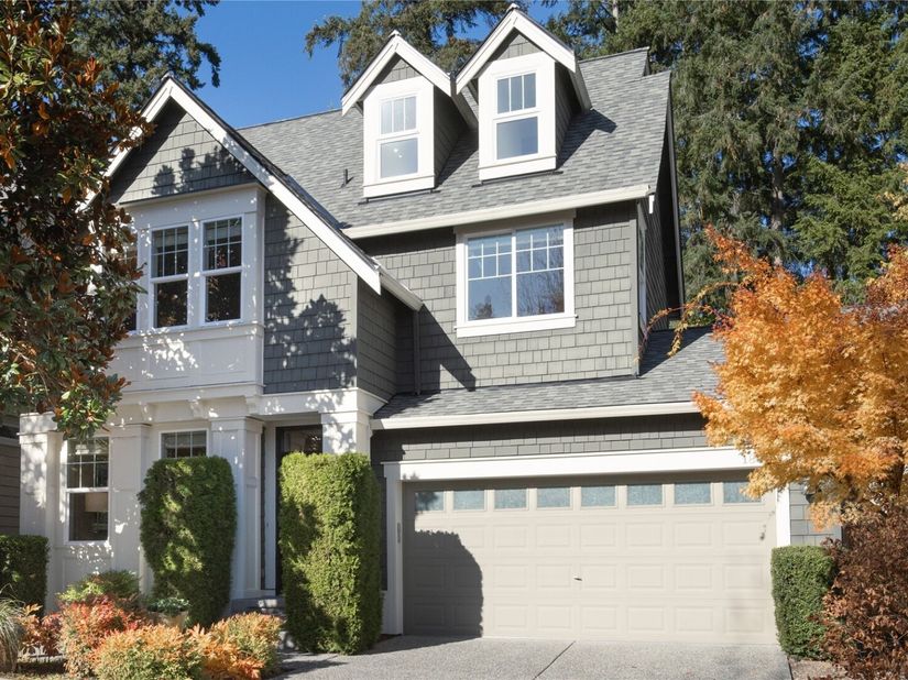 18316 NE 111th Street, Redmond WA 98052