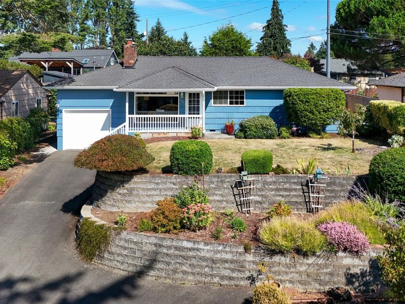 922 NE 150th Street, Shoreline WA 98155