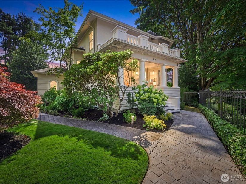 1111 Bellevue Place E, Seattle WA 98102