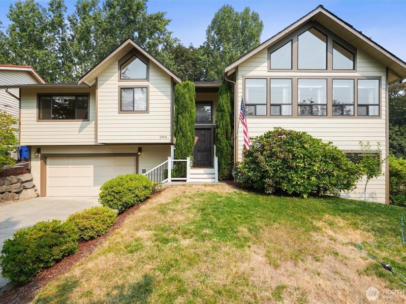 2914 Cedar Avenue S, Renton WA 98055