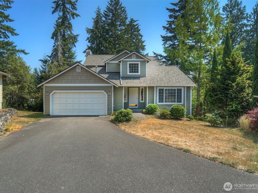 10932 Peony Place NW, Silverdale WA 98383