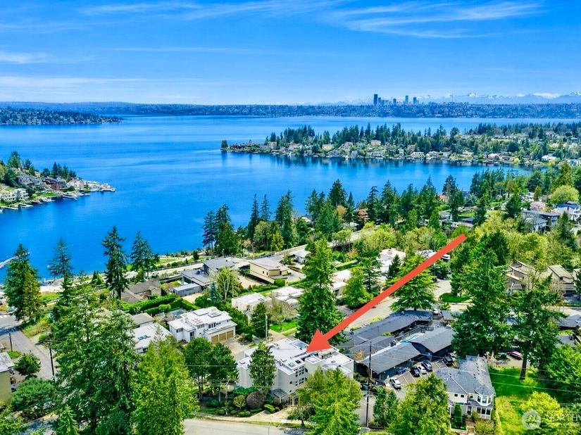 101 99th Avenue NE 101, Bellevue WA 98004