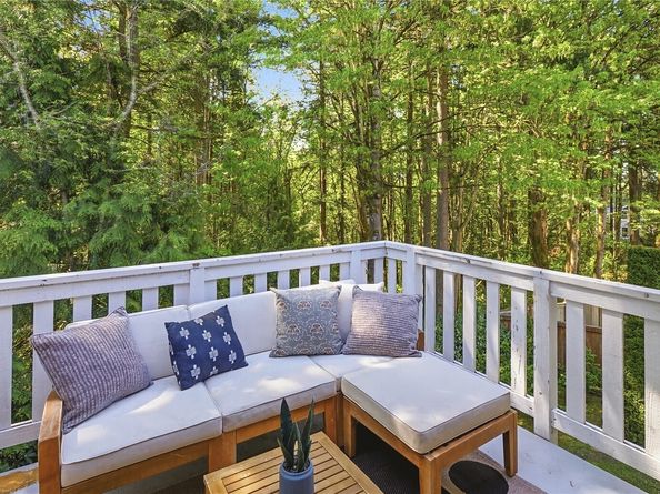 424 228th Street SW H203, Bothell WA 98021