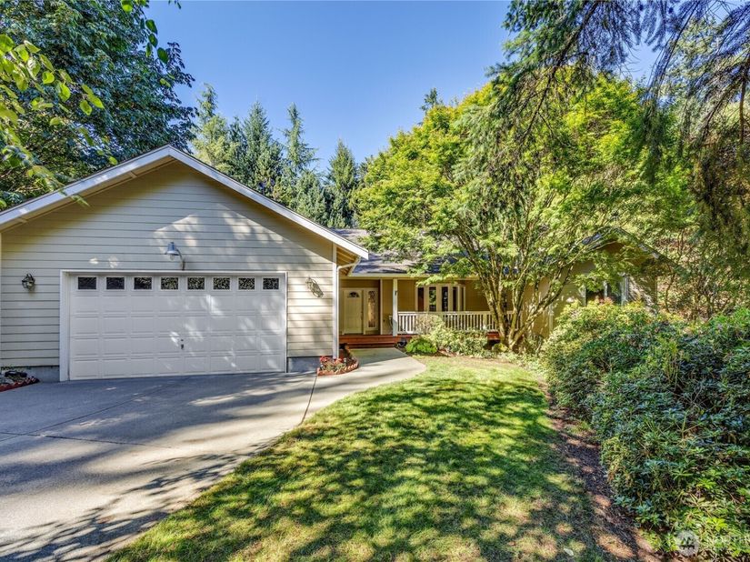17523 Maple Hill Avenue NE, Poulsbo WA 98370