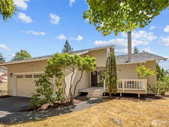 6318 156th Place NE