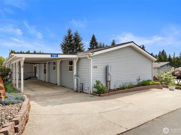 789 NE Reeds Meadow Lane, Bremerton WA 98311