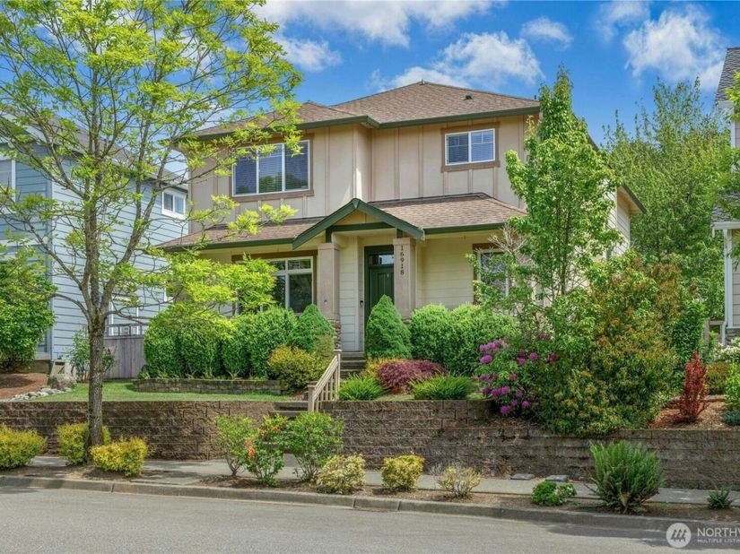 16918 Woodside Drive SE, Renton WA 98058