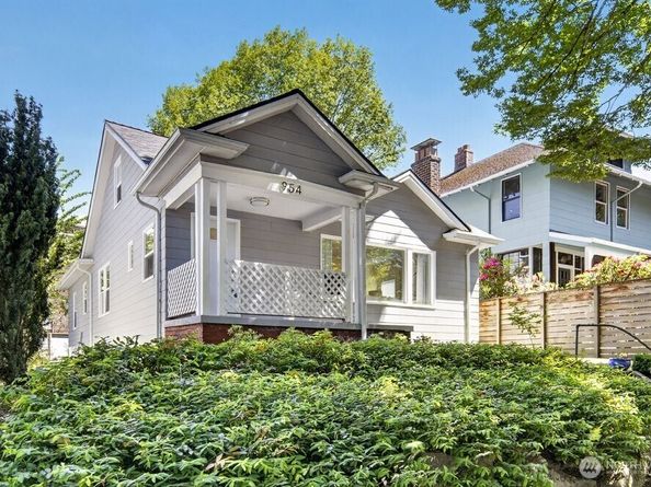 954 19th Avenue E, Seattle WA 98112