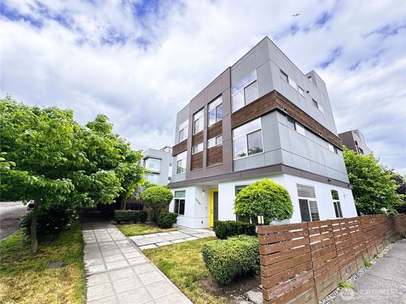 4114 Linden Avenue N A, Seattle WA 98103