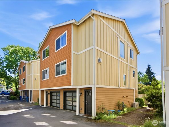 12031 35th Avenue NE A, Seattle WA 98125