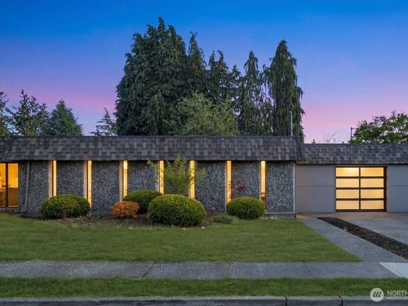 1220 25th Street SE, Auburn WA 98002