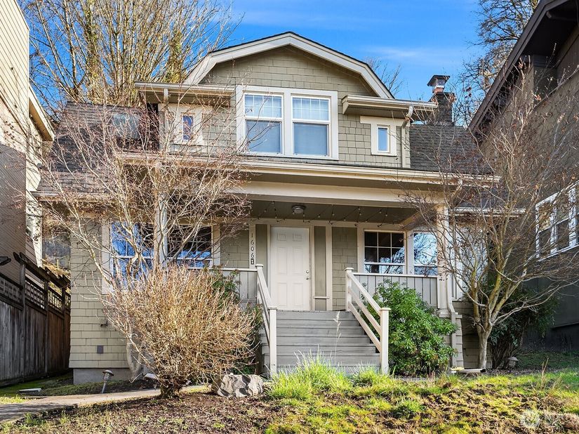 1606 Lakeview Boulevard E, Seattle WA 98102