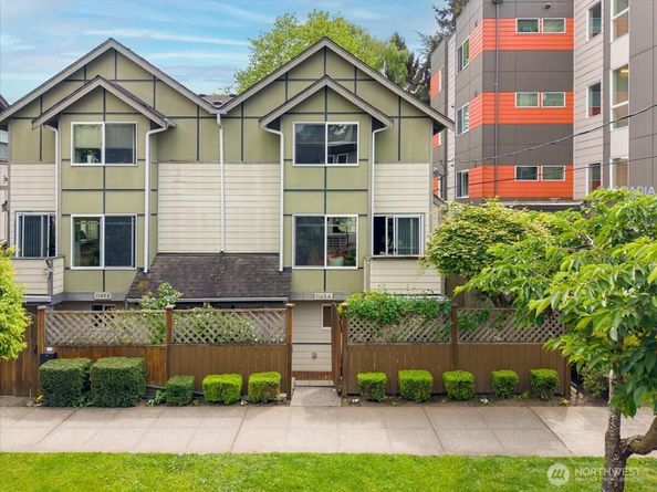 1145 N 91st Street A, Seattle WA 98103