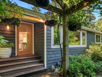 12032 Vashon Highway SW