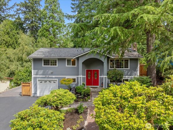 8512 NE 136th Street, Kirkland WA 98034