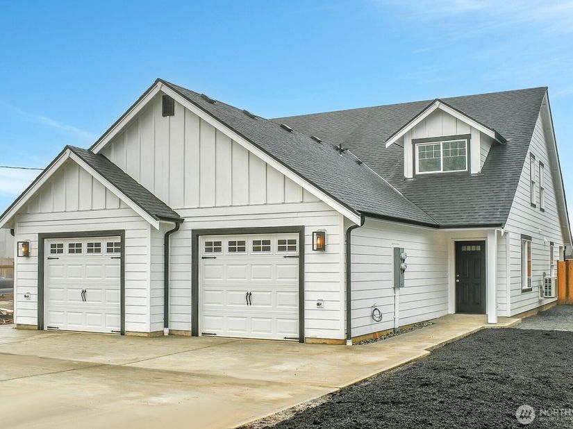 3712 NE 127 Drive NE B, Lake Stevens WA 98258