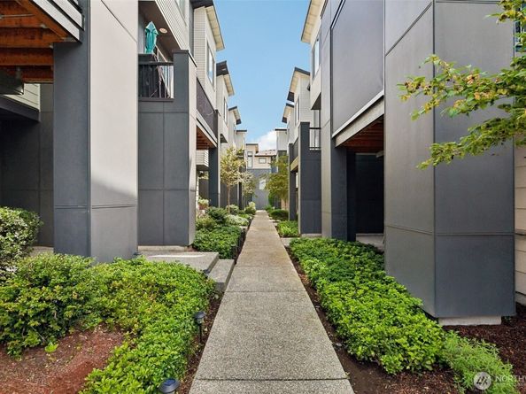 615 238th Street SE D, Bothell WA 98021