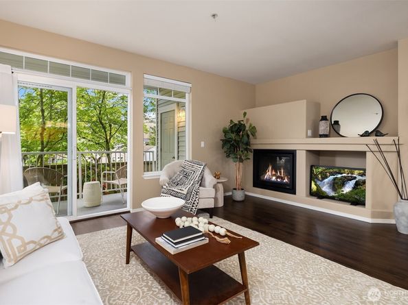5400 Harbour Pointe Boulevard G101, Mukilteo WA 98275