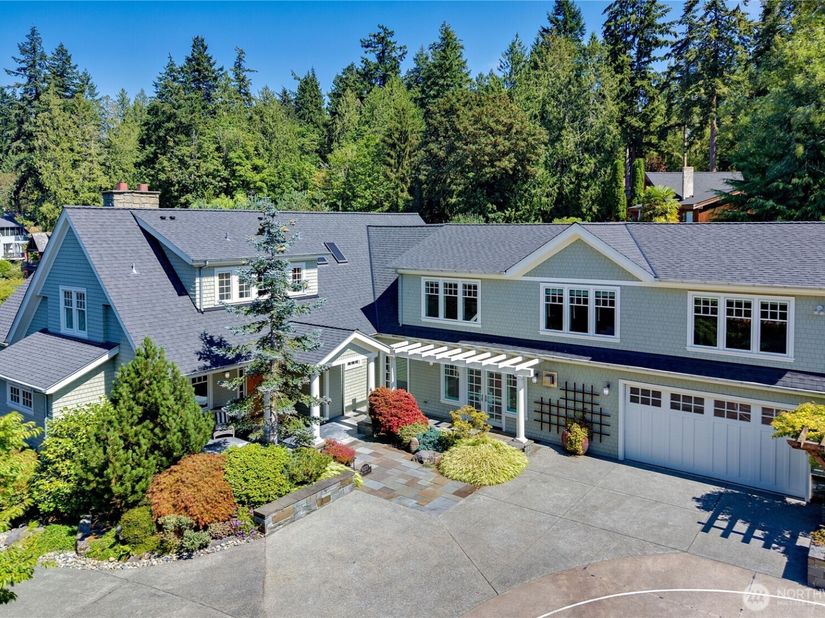 9223 Allens Cove Lane NE, Bainbridge Island WA 98110