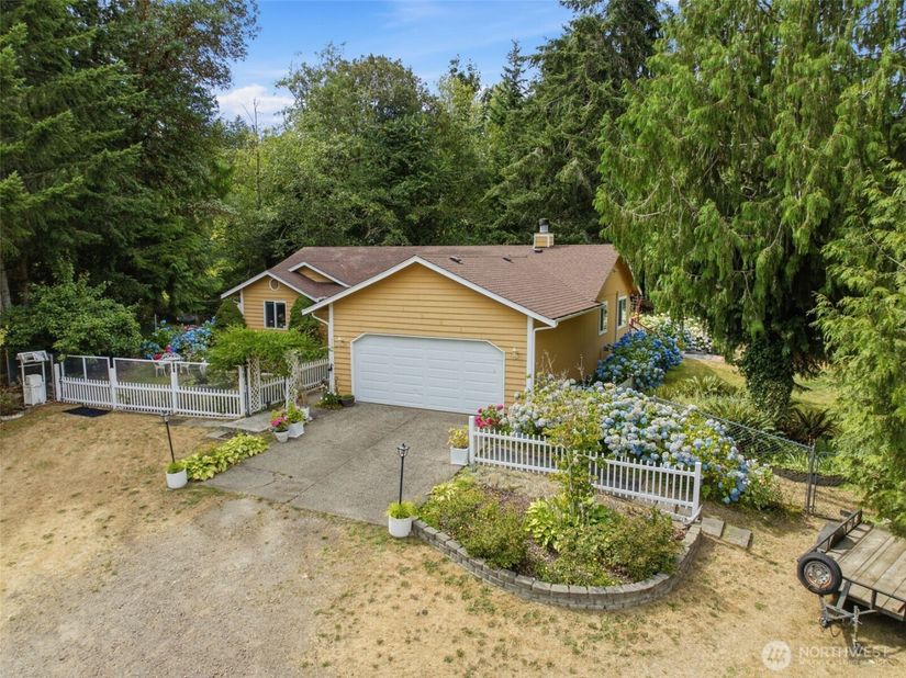 6839 E FILLMORE Street, Port Orchard WA 98366