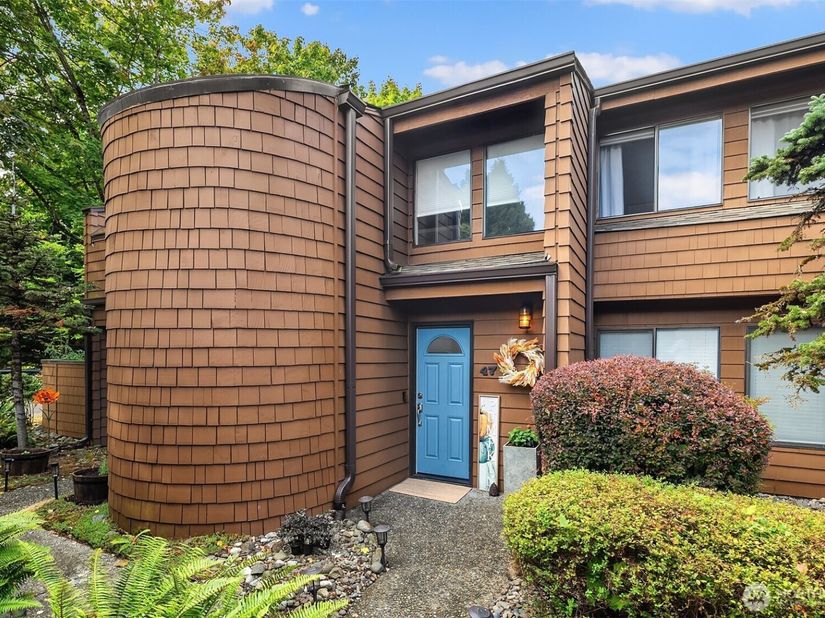 11500 NE 128th Street 47, Kirkland WA 98034