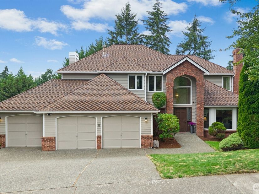 6531 154th Place SE, Bellevue WA 98006